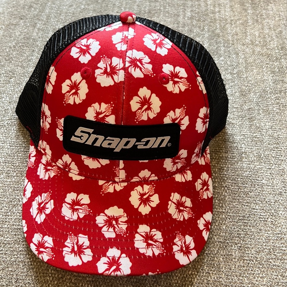 Snap On Hawaiian hat.  Never been used.